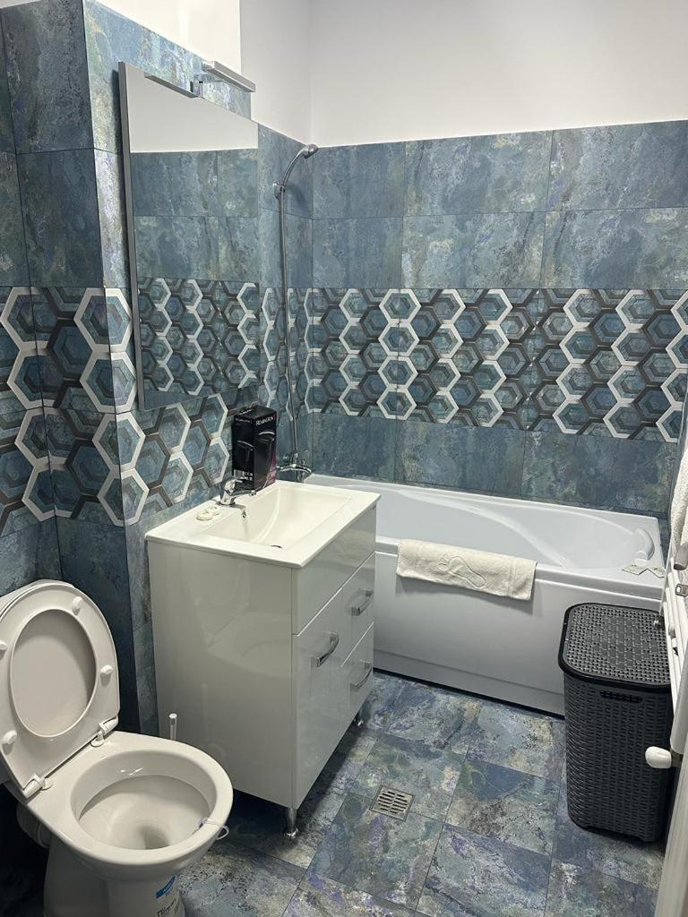 In Apart Hotel Bucharest Luaran gambar